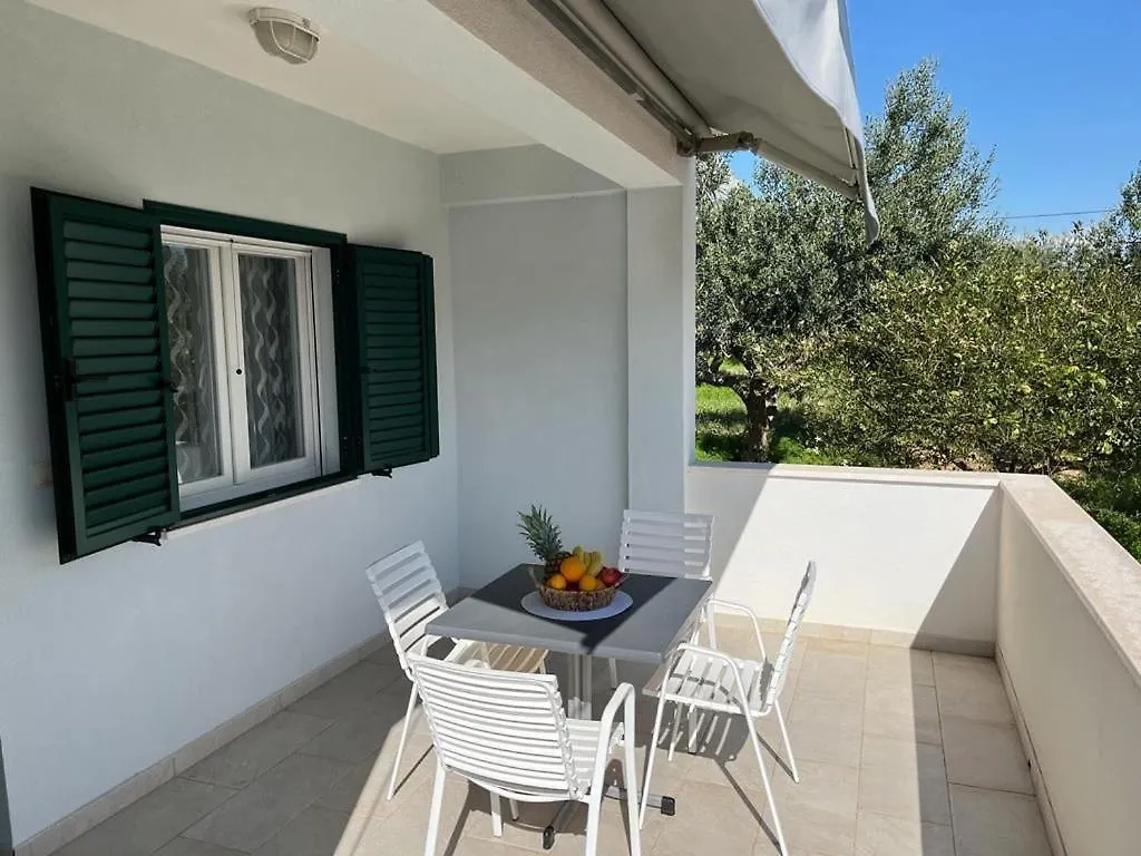 City Apartment Nature Kastela Holiday home