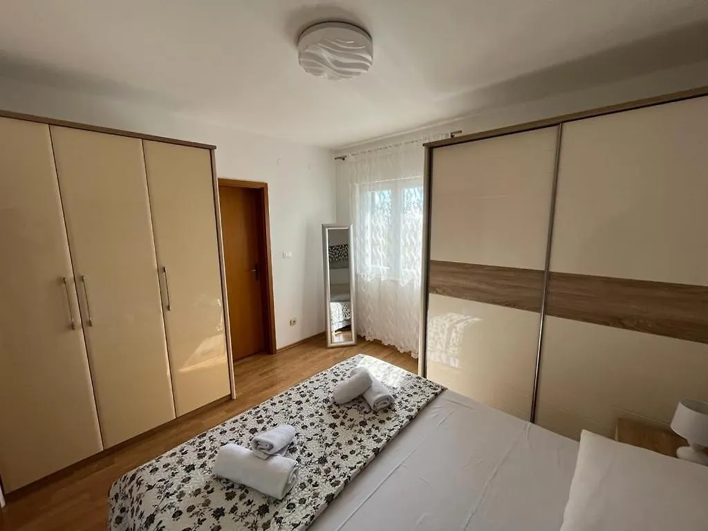 Holiday home City Apartment Nature Kastela