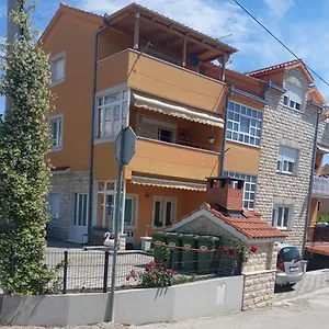 Radalj Kaštela